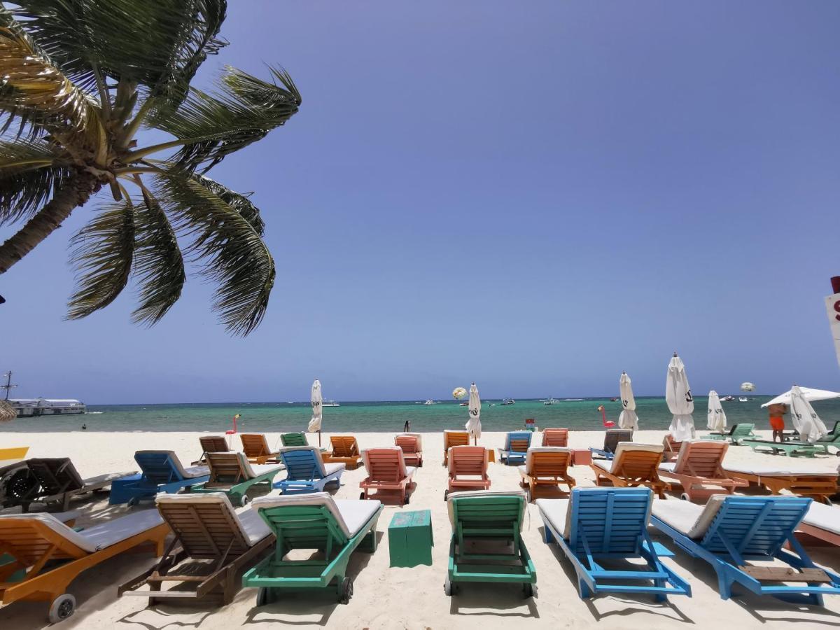 Coral Suites Beach Club & Spa Playa Los Corales Punta Cana Exterior photo